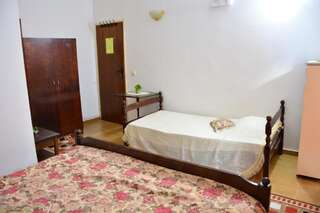 Гостевой дом Guest House Vera Улцинь Семейный люкс-10