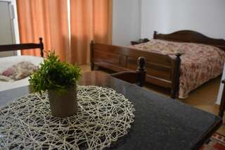 Гостевой дом Guest House Vera Улцинь Семейный люкс-16